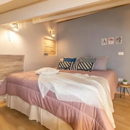 아파트 Attico Elegante Centralissimo 키아라발레