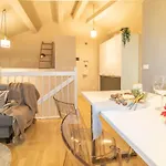 Apartamento Attico Elegante Centralissimo Chiaravalle